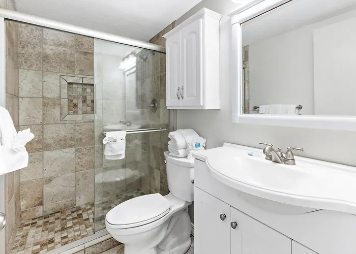 Harbour Place Apartment