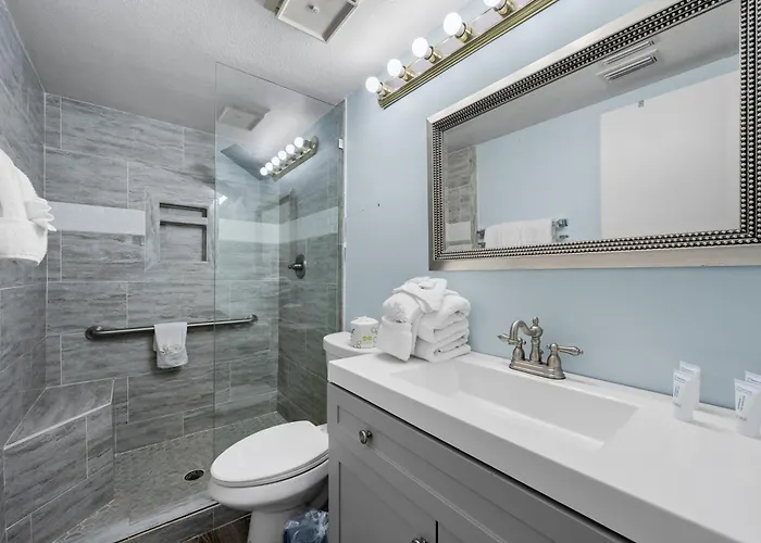 Harbour Place Apartment *
